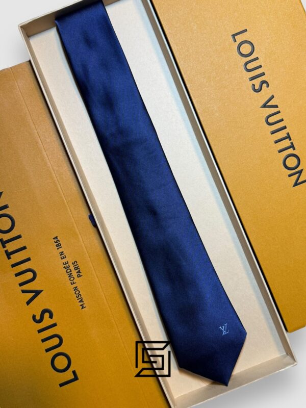 Ties Louis Vuitton - Navy Blue Basic With LV Logo Louis Vuitton