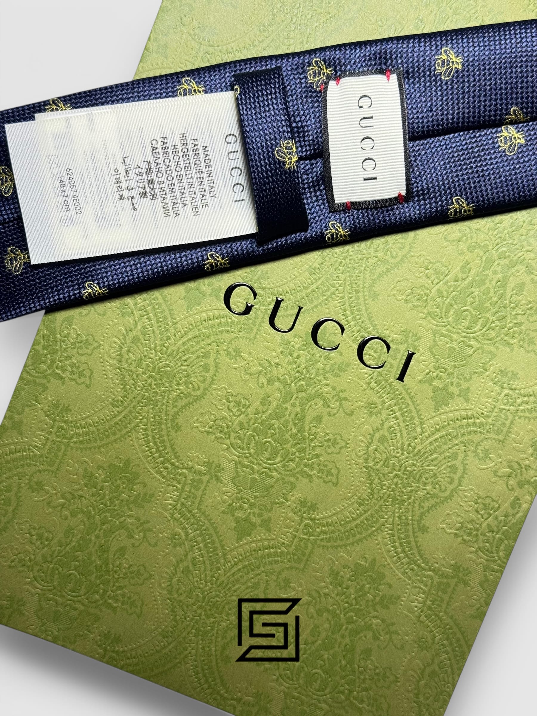 Ties Gucci - Navy Blue Color With Gold Bee Pattern Gucci