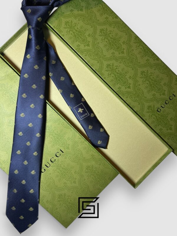 Ties Gucci - Navy Blue Color With Gold Bee Pattern Gucci
