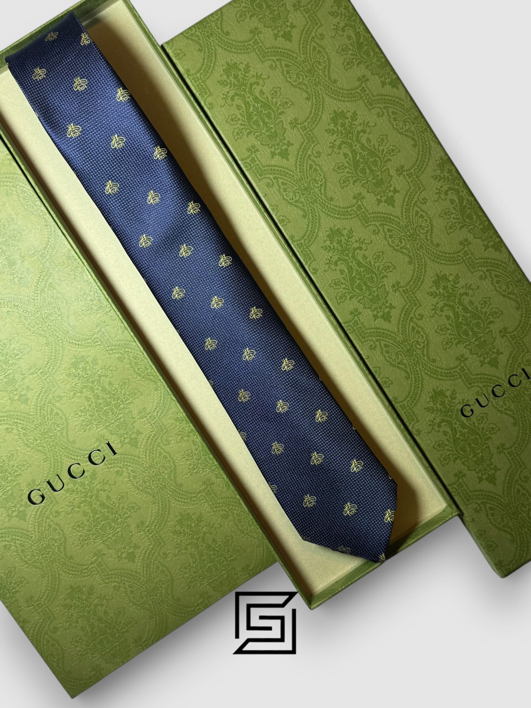 Ties Gucci - Navy Blue Color With Gold Bee Pattern Gucci