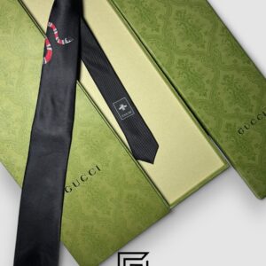 Ties Gucci - Black Color With Red Snak Gucci