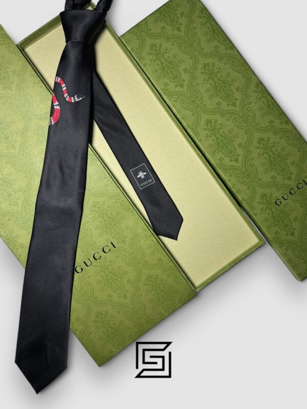 Ties Gucci - Black Color With Red Snak Gucci