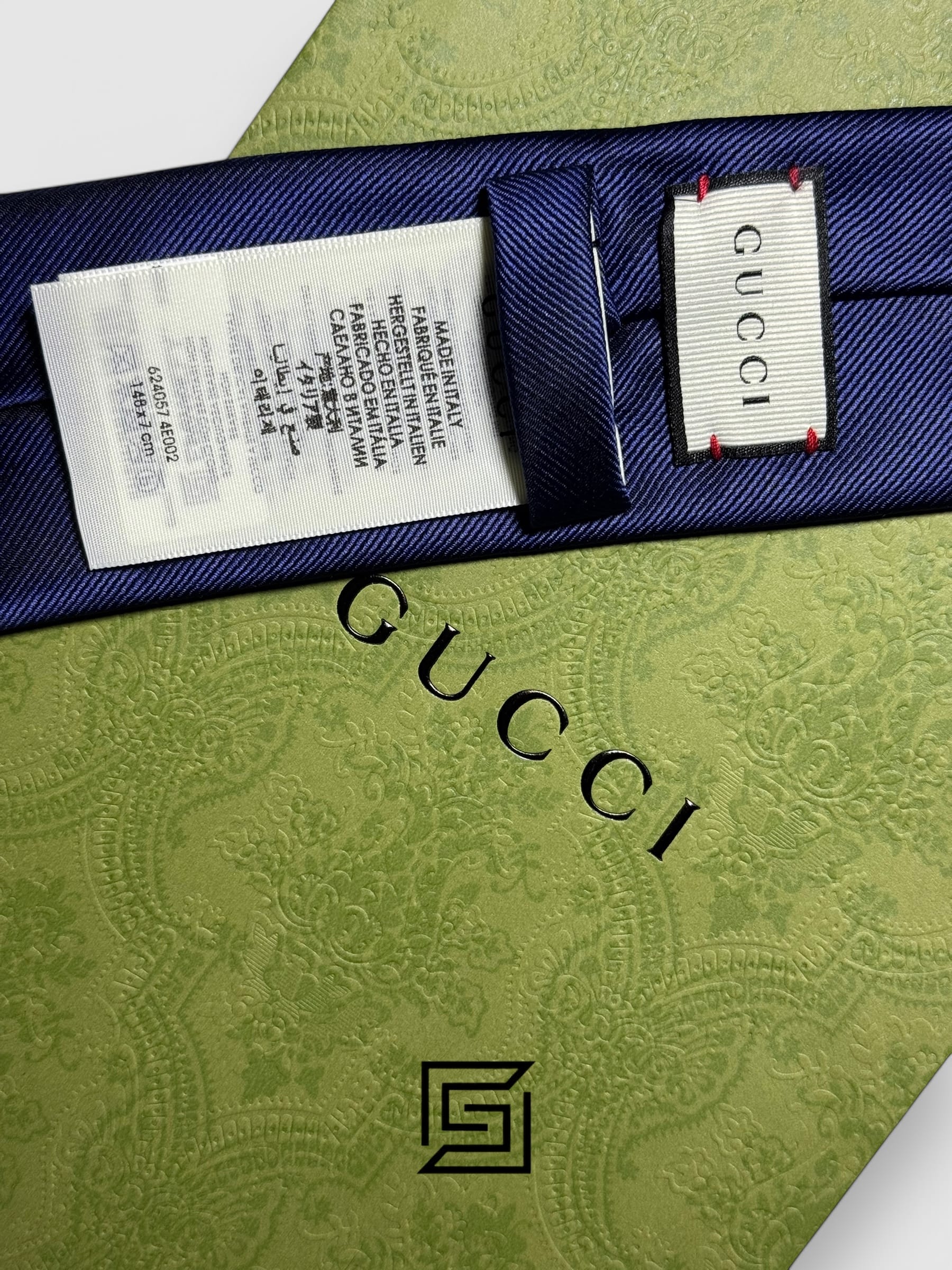 Ties Gucci - Navy Blue Color With Red Snak Gucci
