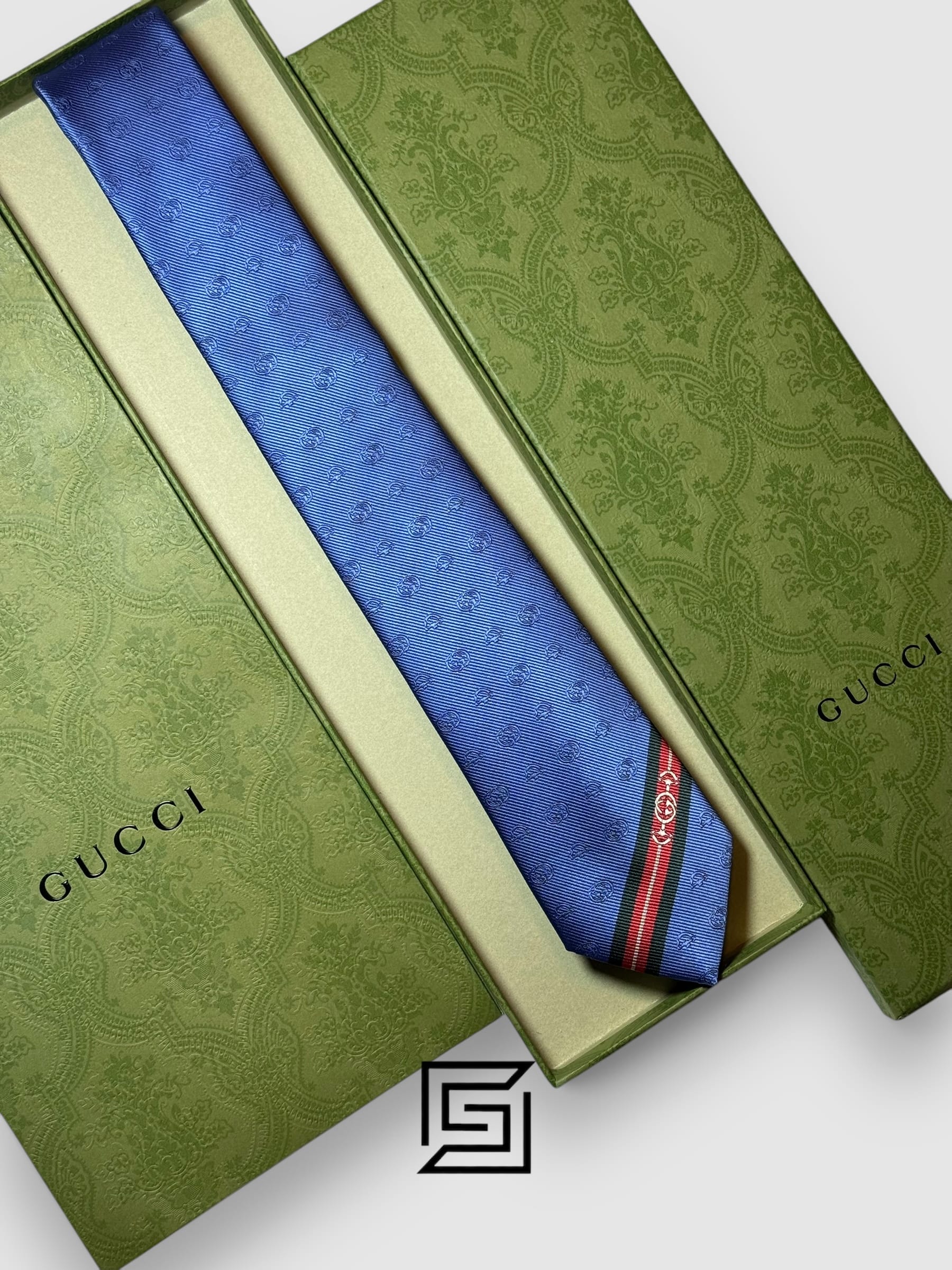 Ties Gucci - Baby Blue Color Engraved G Pattern With Gucci Signature Line Gucci