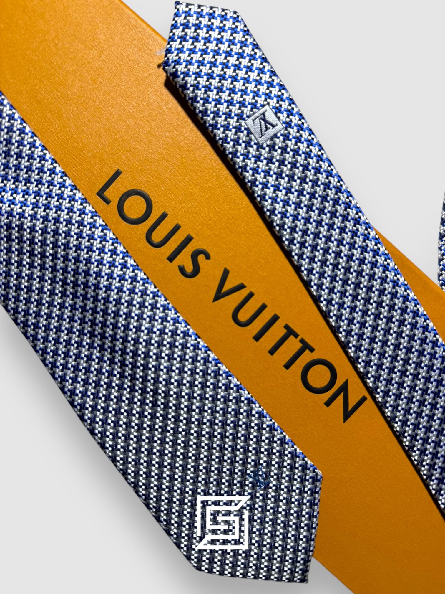 Ties Louis Vuitton - Blue Engraved Pattern Italian Style Louis Vuitton