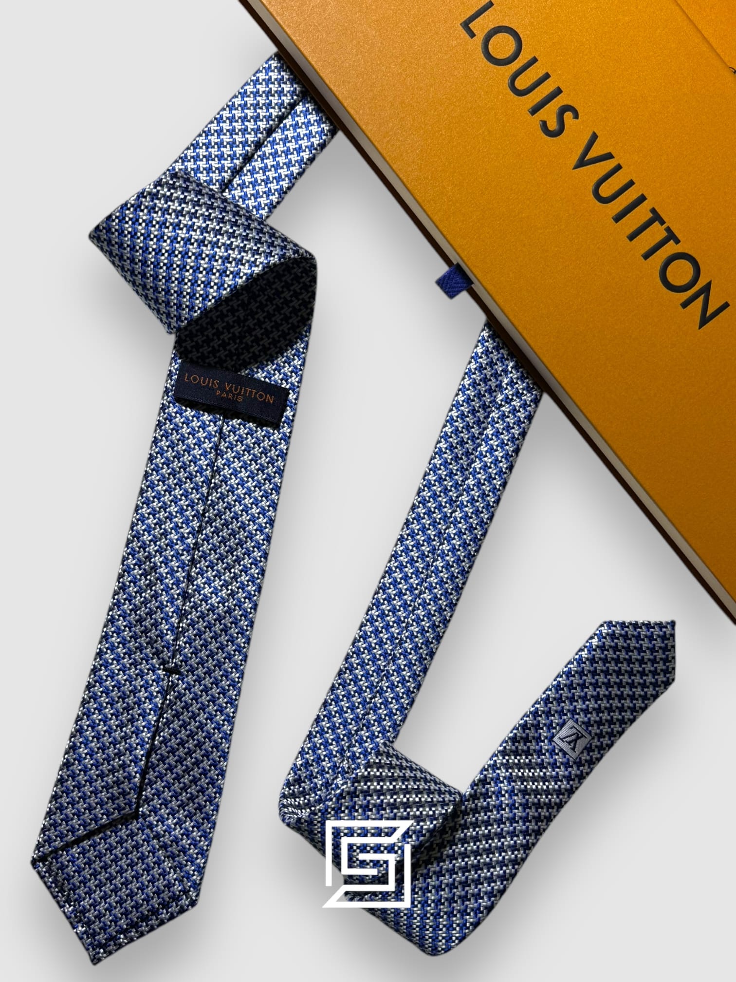 Ties Louis Vuitton - Blue Engraved Pattern Italian Style Louis Vuitton