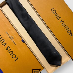 Ties Louis Vuitton - Black Basic With LV Logo Louis Vuitton