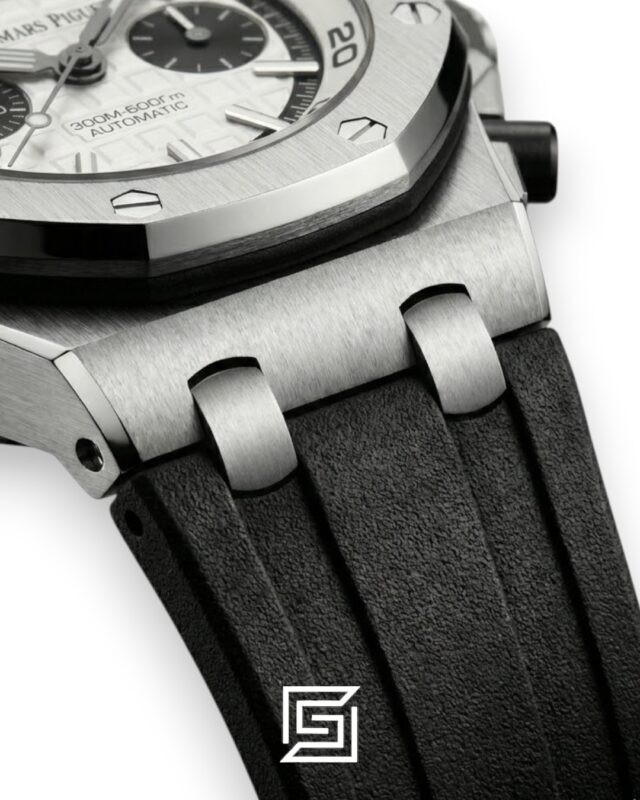 Audemars Piguet Royal Oak Offshore Diver Chronograph – White Dial – Rubber Strap – Japanese Quartz