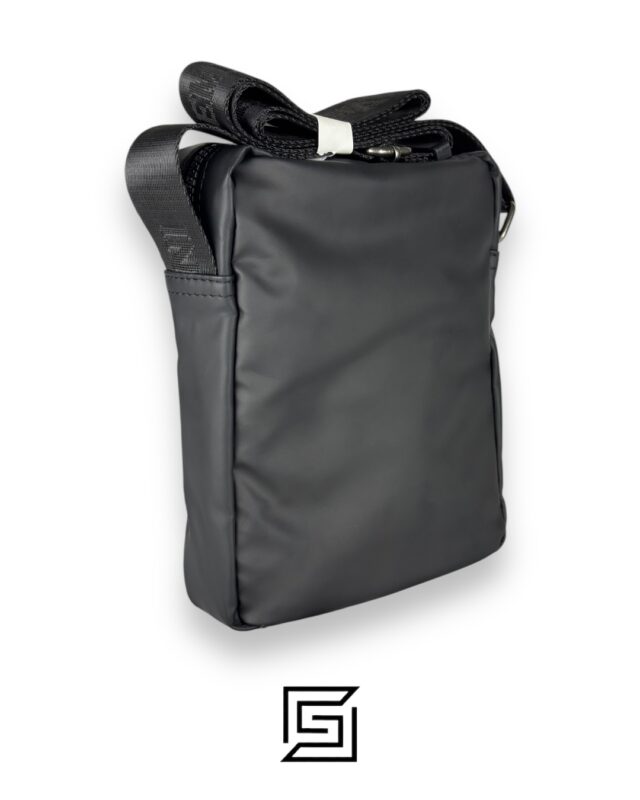 A-04 CROSS BAG BLACK