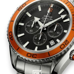 ⁦Omega Seamaster Planet Ocean Chronograph – Orange Bezel & Steel 600M⁩ - الصورة ⁦2⁩