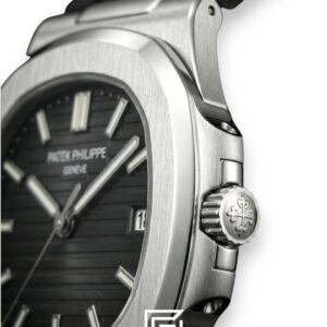 ⁦Patek Philippe Nautilus – Black Dial – Black Rubber Strap – Japanese Automatic⁩ - الصورة ⁦3⁩