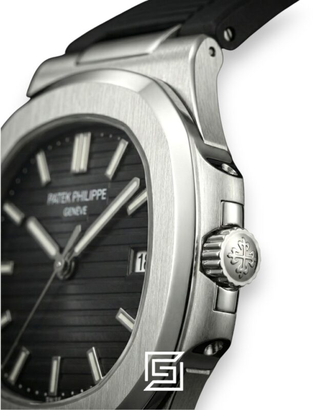 Patek Philippe Nautilus – Black Dial – Black Rubber Strap – Japanese Automatic