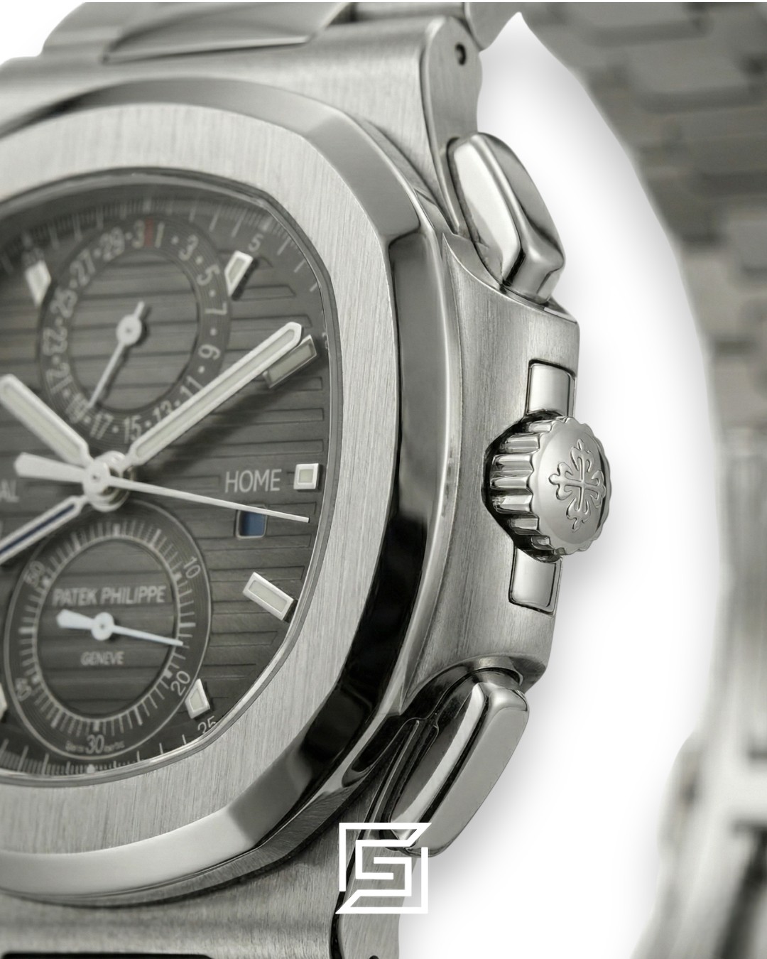 Patek Philippe Nautilus Travel Time – Grey Dial – Japanese Automatic Chronograph – Stainless Steel Bracelet - Image 2