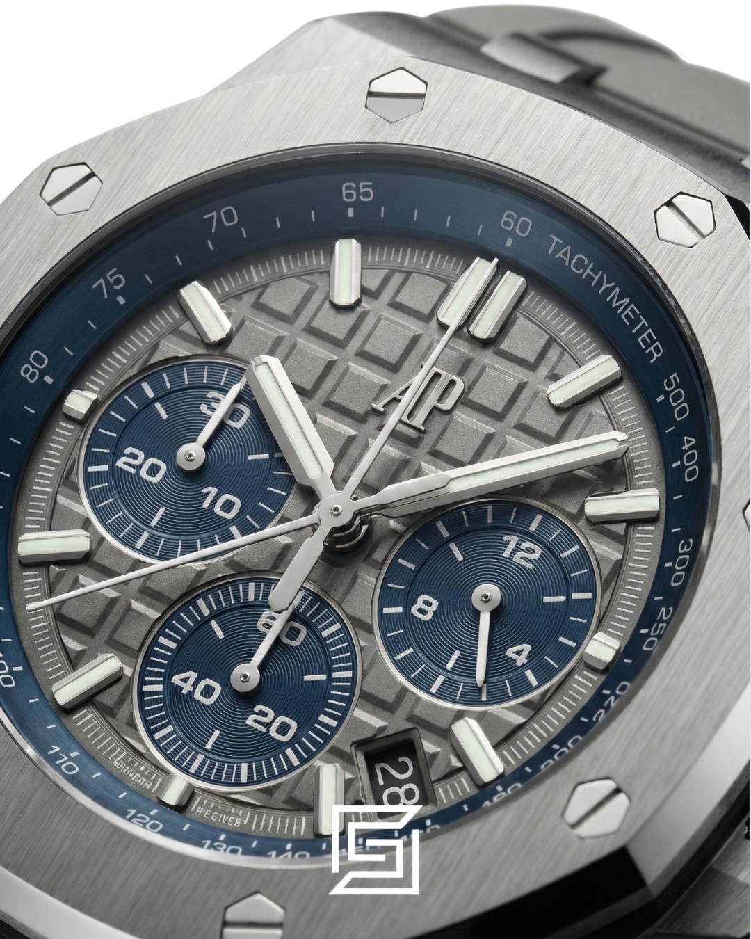 Audemars Piguet Royal Oak Offshore Grey & Blue – Automatic – Rubber Strap - Image 2