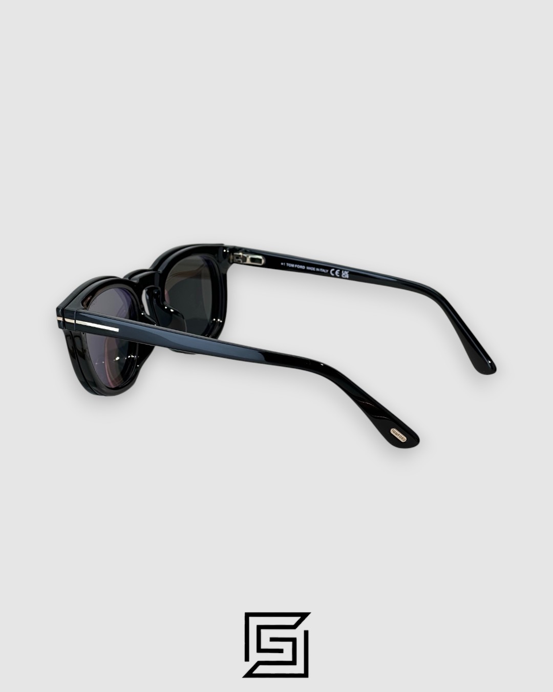 ⁦Tom Ford Clip On TF5993 Black Lenses and Black Frame⁩ - الصورة ⁦4⁩