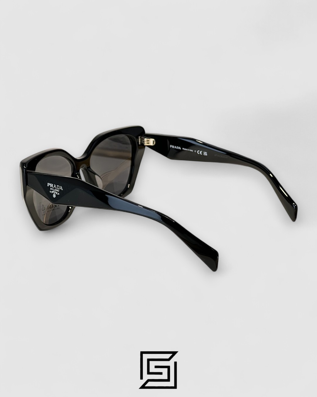⁦Prada SPR 19Z Black Lenses Black Frame⁩ - الصورة ⁦3⁩
