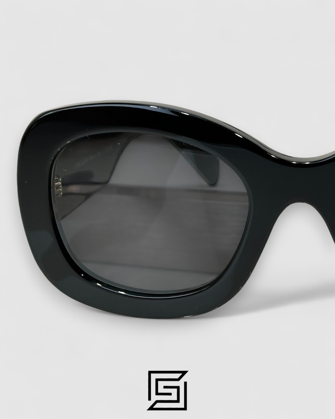 ⁦Prada PRA 13S Black Lenses Black Frame⁩ - الصورة ⁦6⁩