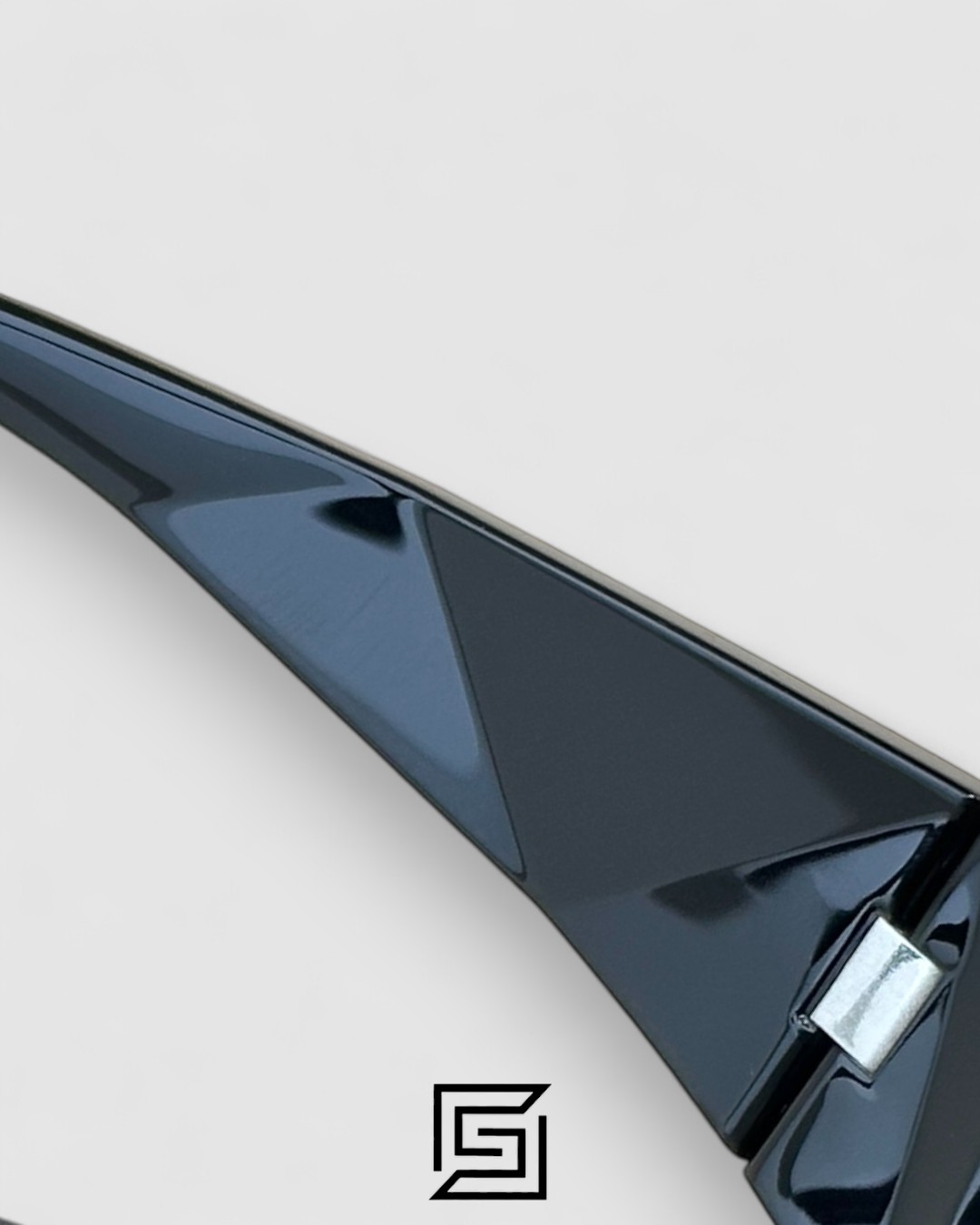 Prada SPR A14 Black Lenses Black Frame - Image 5