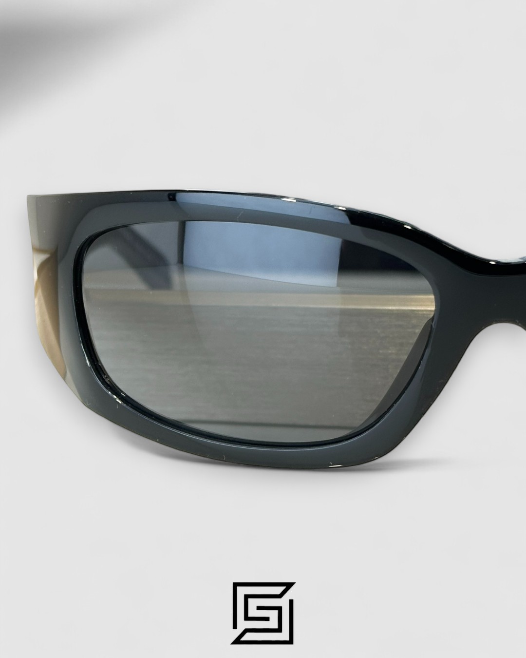 Prada SPR A14 Black Lenses Black Frame - Image 4