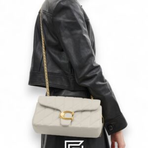 ⁦Coach Tabby Shoulder Bag 26 With Pillow Quilting White Gold – Style No. CP150⁩ - الصورة ⁦7⁩