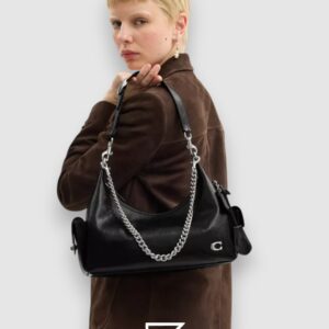 ⁦Coach Pocket Juliet Bag 30 Black Style Number CAM20⁩ - الصورة ⁦5⁩