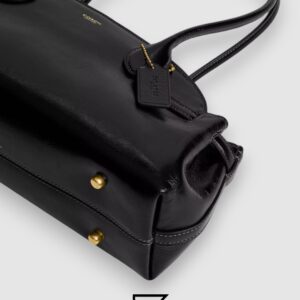 ⁦Coach EMPIRE CARRYALL BAG 34 Black Style No. CAM03⁩ - الصورة ⁦5⁩