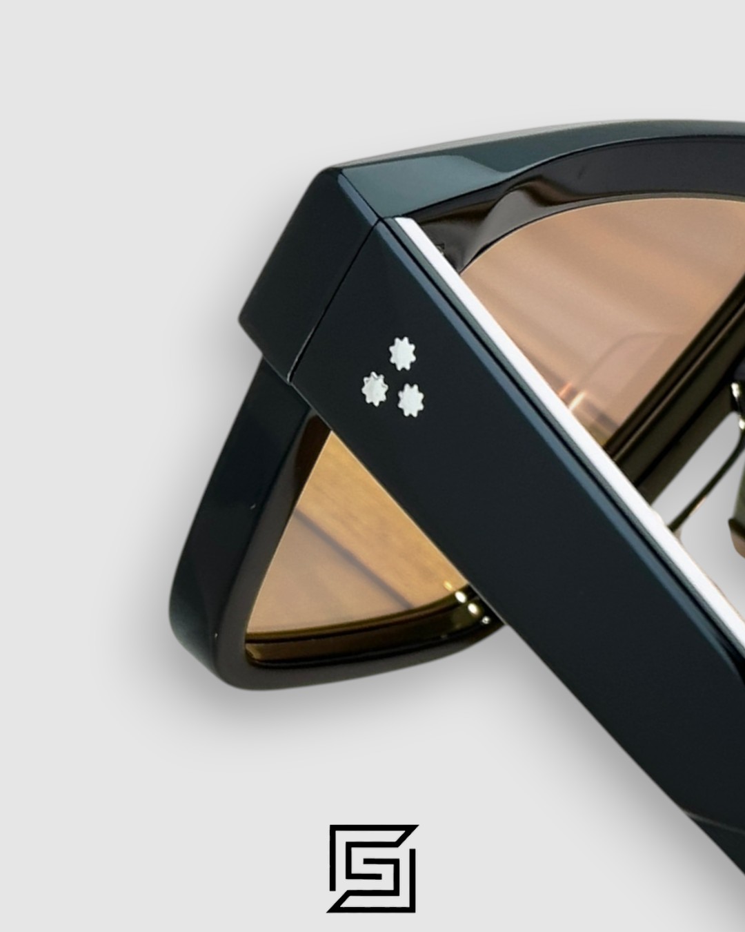 ⁦Jacques Marie Mage TRAMONTO Black Frame With Amber Lenses⁩ - الصورة ⁦3⁩
