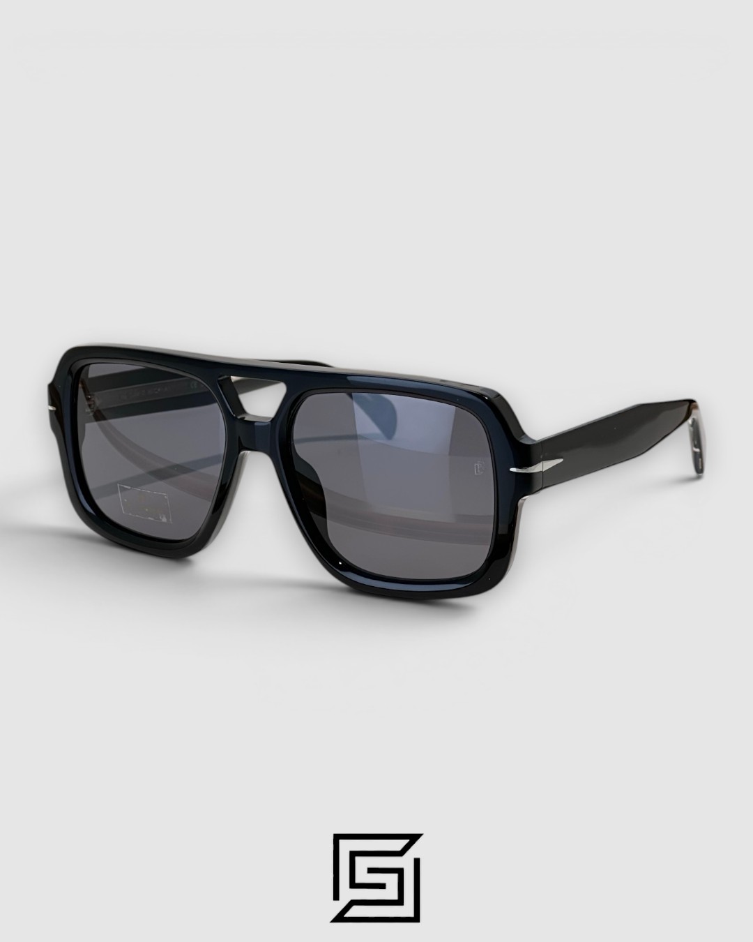 DB7151 Black Frame With Black Lenses - Image 1