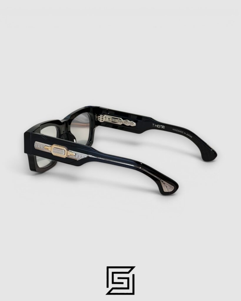 DUSENBERG Black Frame