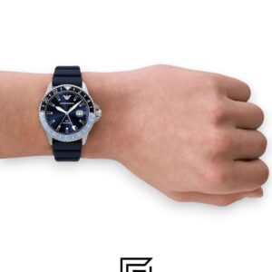 ⁦Armani AR11592 Blue Dial Watch⁩ - الصورة ⁦4⁩