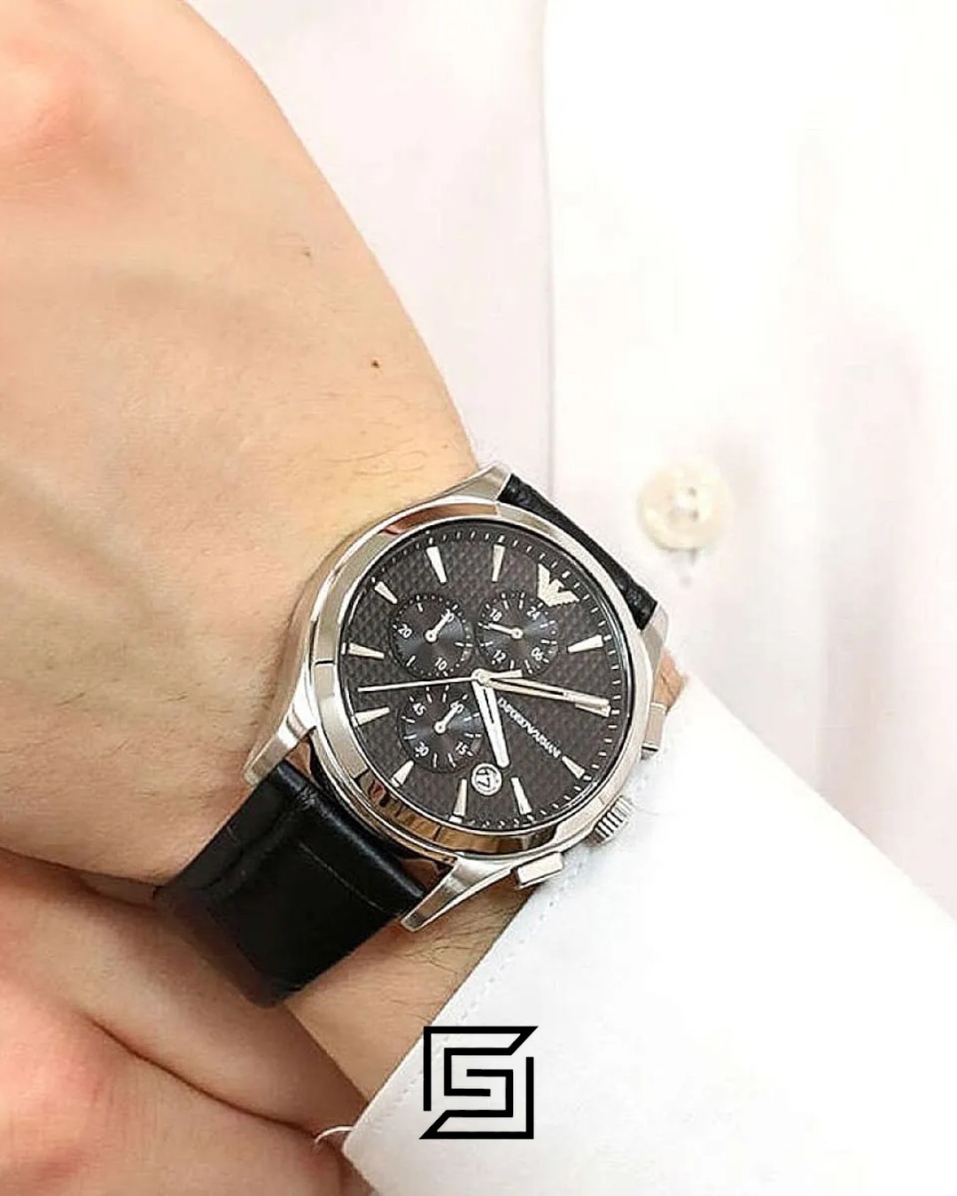 ⁦Armani AR11530 Men's Chronograph Black Dial Watch 44mm⁩ - الصورة ⁦11⁩
