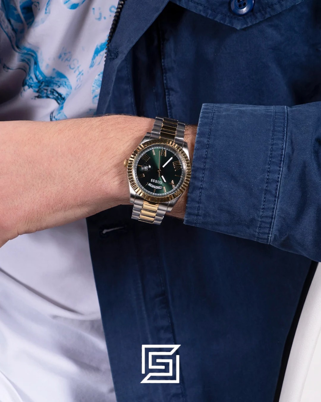 ⁦Guess GW0735L5 Green Dial Two-Tone Watch⁩ - الصورة ⁦6⁩